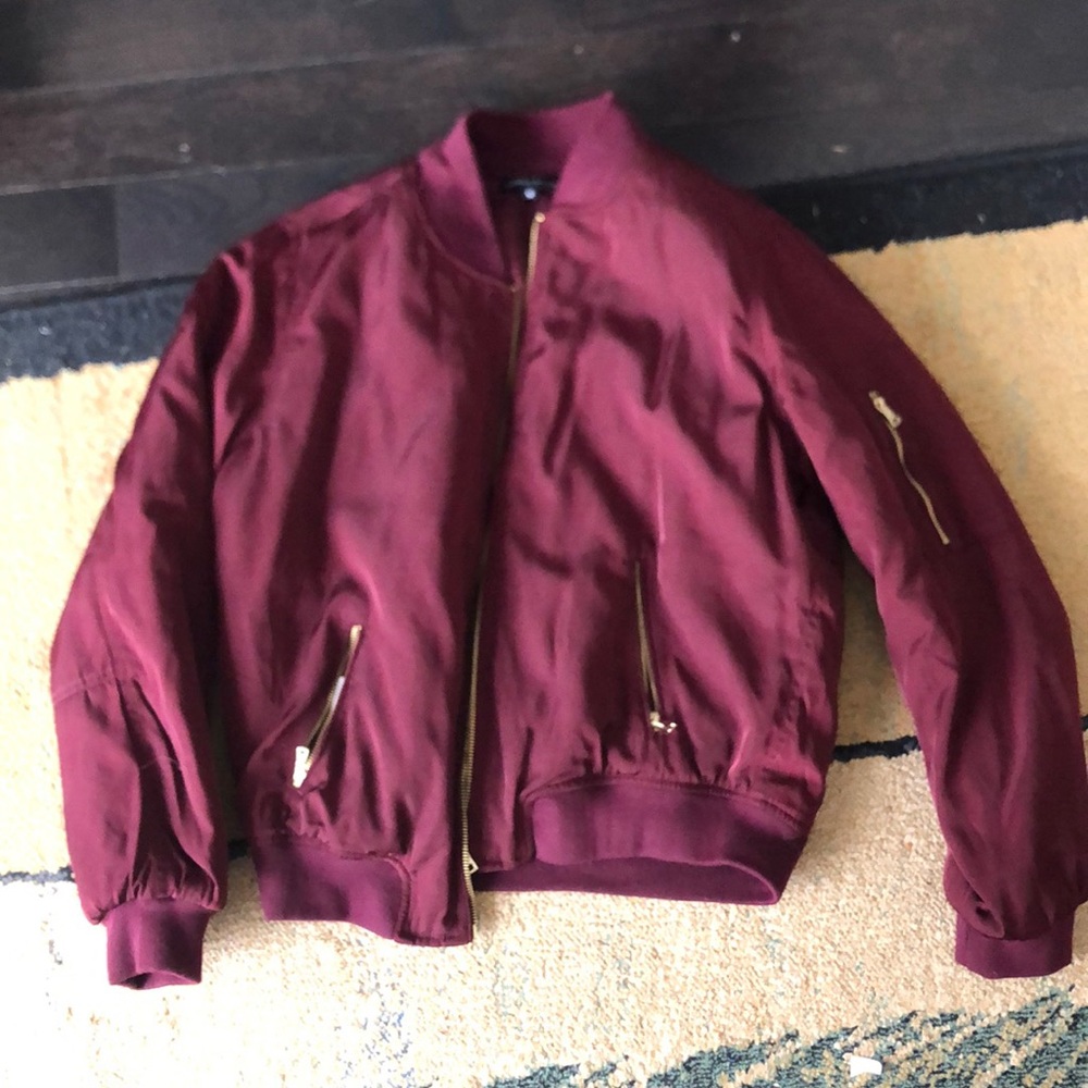 Burgundy Bomber size m